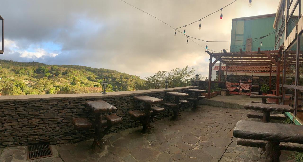 Cabinas Vista Al Golffo Monteverde Екстериор снимка